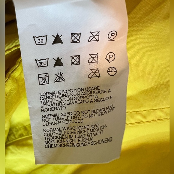 Jacket Marigold yellow, silver details,size 20, long & short sleeve convertible. - Picture 11 of 16